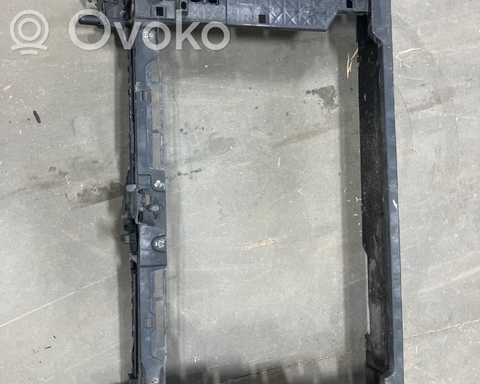 Radiatoru panelis   82A805588,82A805588