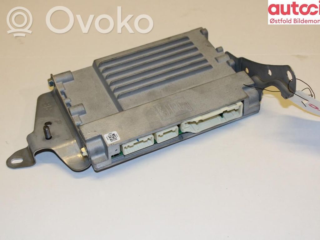 Toyota RAV 4 (XA50) Amplificatore