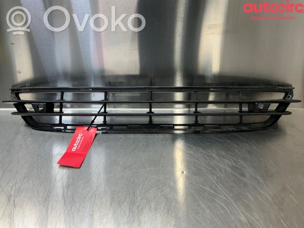 Volvo V60 Front grill 