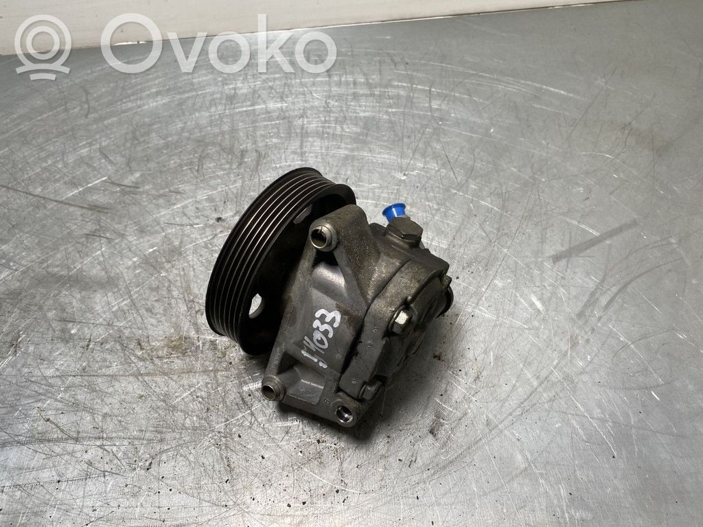Ford Mondeo MK IV Ohjaustehostimen pumppu 
