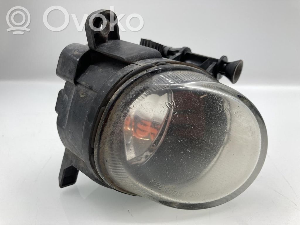 Volkswagen PASSAT CC Feu antibrouillard avant 