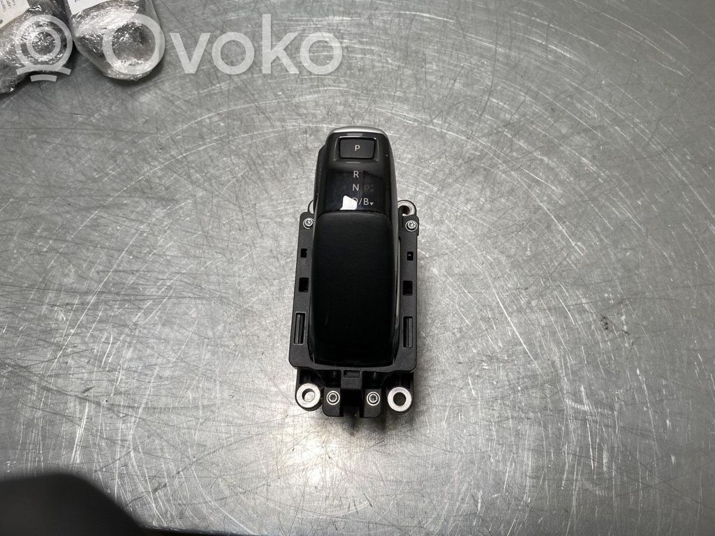 Peugeot 3008 II Selector de cambios 