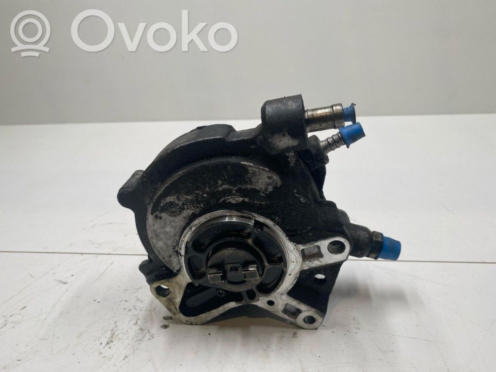 Volkswagen Transporter - Caravelle T5 Pompe à carburant 