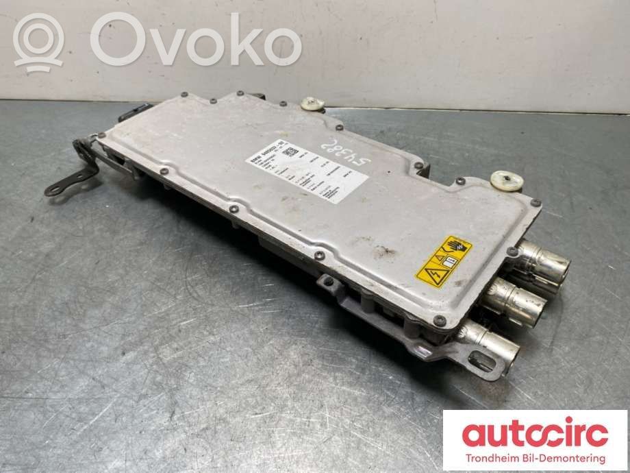 BMW X5 G05 Ładowarka do akumulatora 