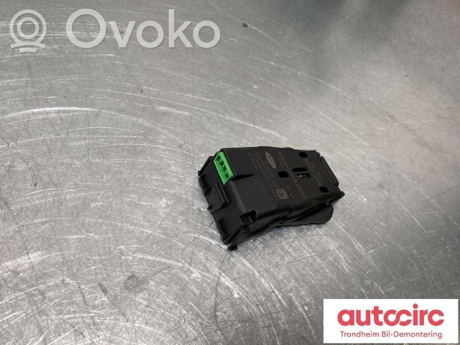 Ford Kuga II Sensor de radar Distronic 