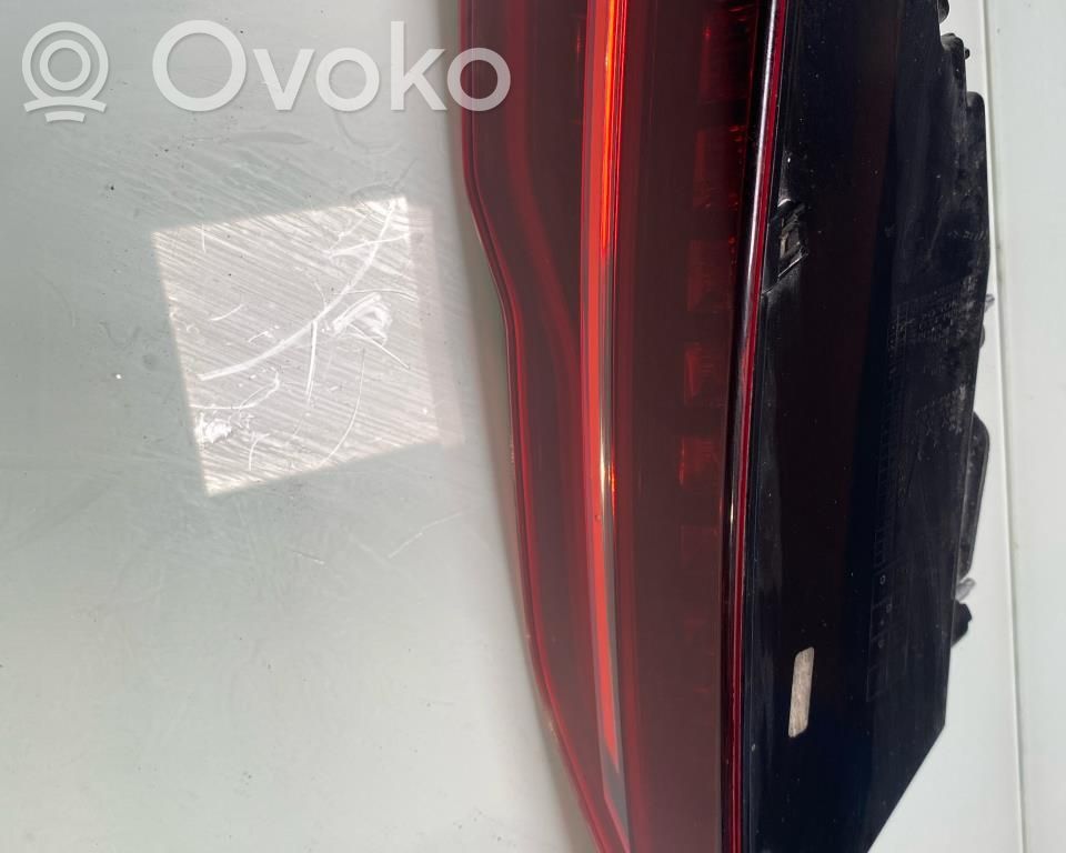 Jaguar I-Pace Lampă spate în caroserie 