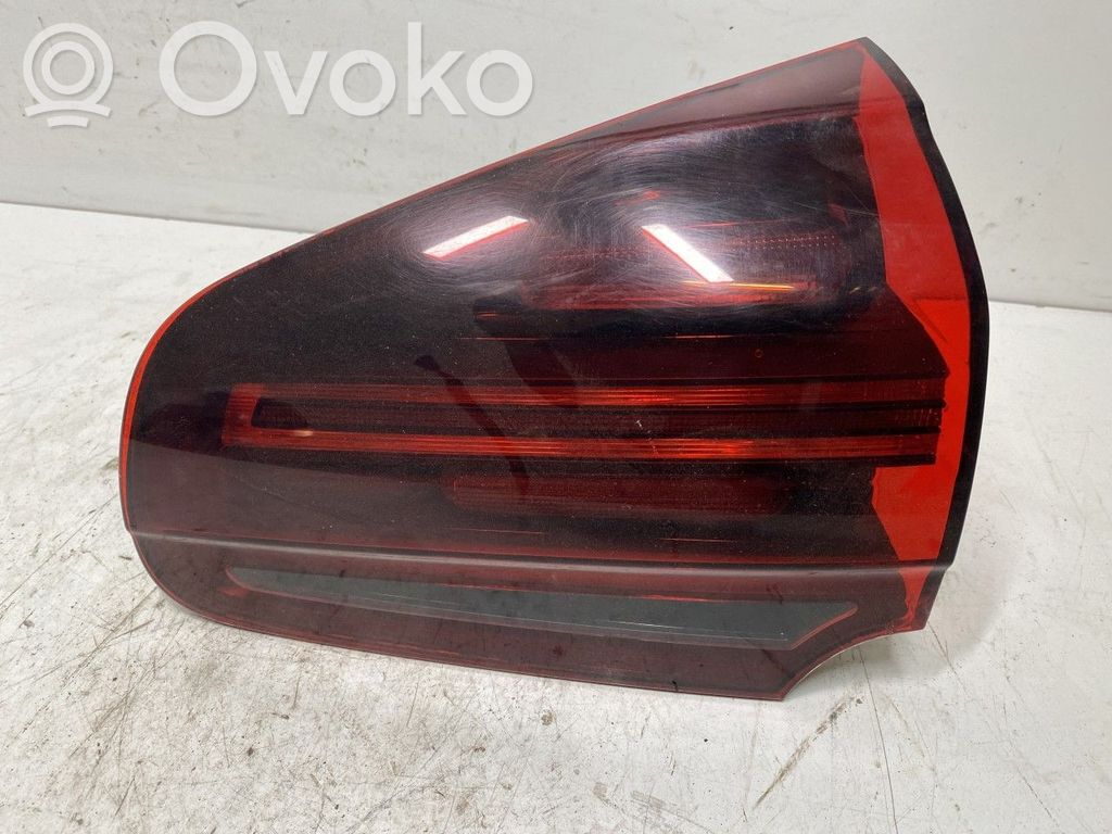 Porsche Cayenne (92A) Lampa tylna 