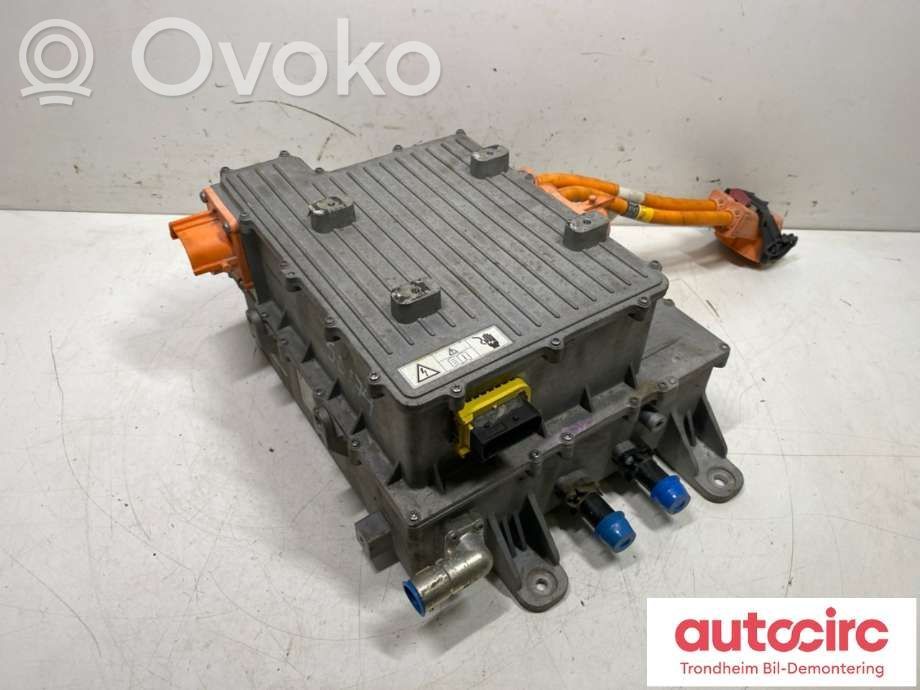 Maxus e-Deliver 3 Battery charger (optional) 