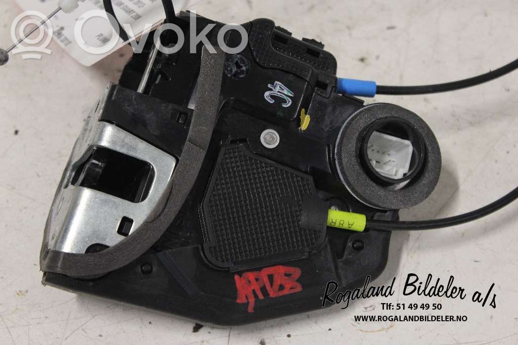 Toyota Auris E180 Etuoven lukko 