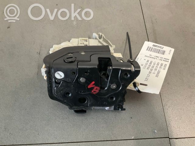 Audi A5 8T 8F Etuoven lukko 