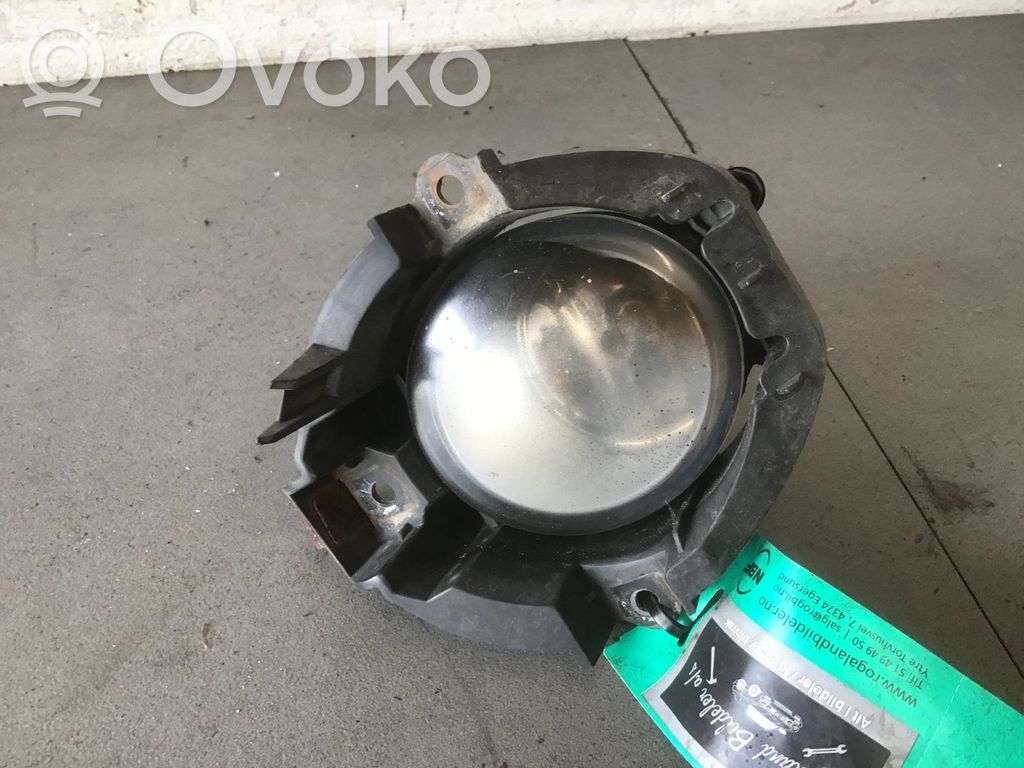 Etusumuvalo   812100D040,812100D040,812100D040
