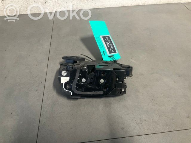 Volkswagen Golf VII Türschloss vorne