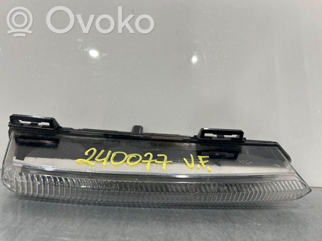 Mercedes-Benz B W246 W242 Światło przeciwmgłowe przednie