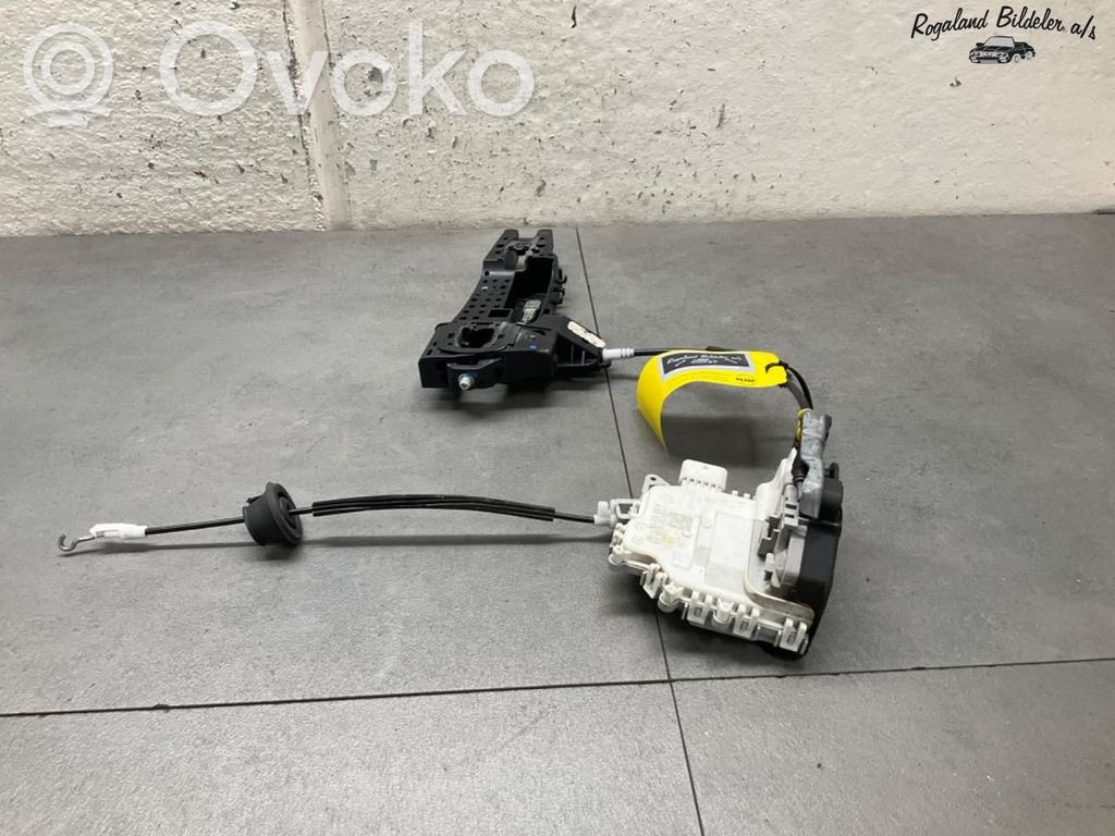 Audi A4 S4 B8 8K Cerradura de puerta delantera