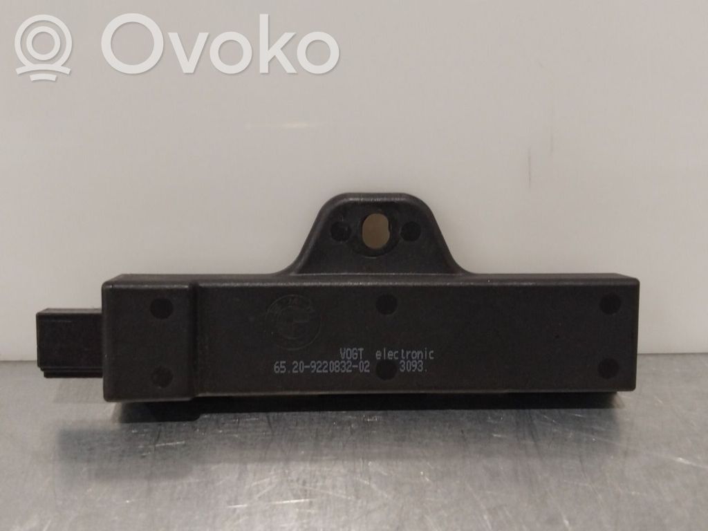 BMW 5 G30 G31 G38 Antennenverstärker Signalverstärker