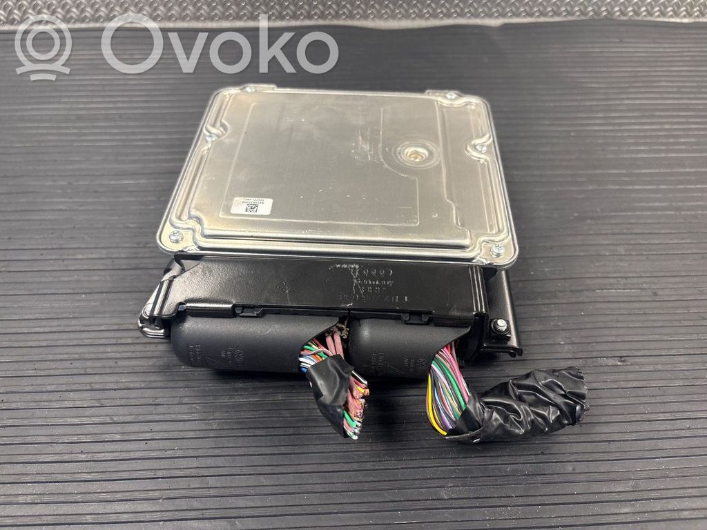 Audi A5 8T 8F Komputer / Sterownik ECU silnika 