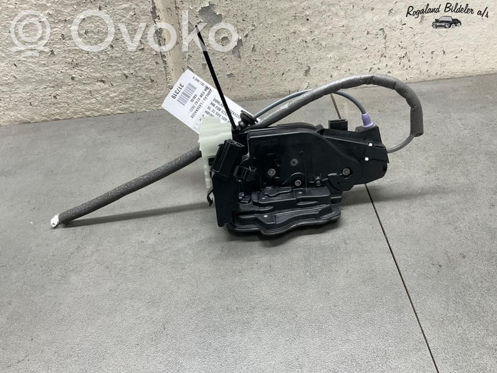 Mercedes-Benz EQB Serratura portiera anteriore 