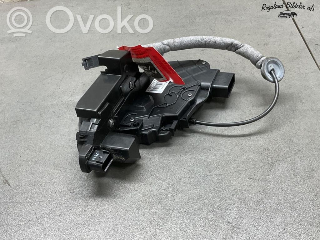Volvo XC60 Încuietoare ușă față 