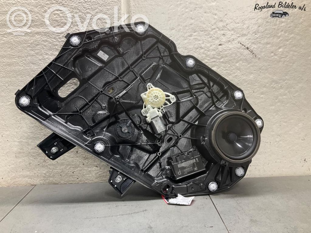 Ford Focus Front door electric window regulator 