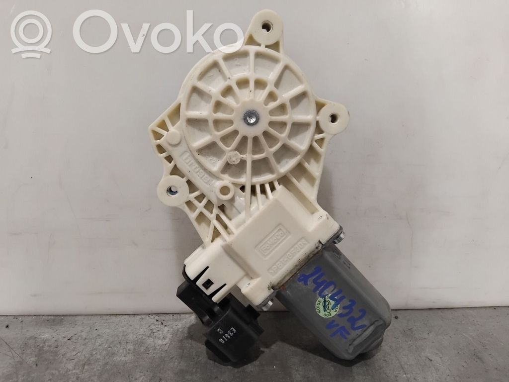 Ford Focus Front door electric window regulator 