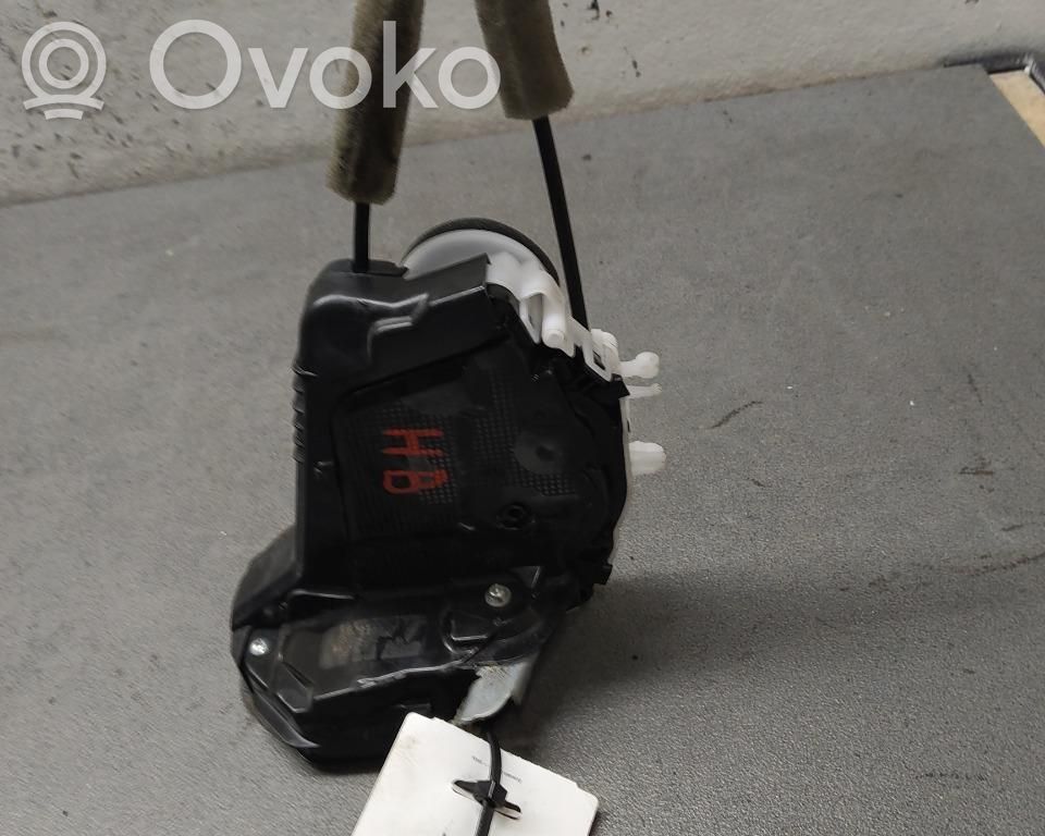 Honda CR-V Zamek drzwi przednich 