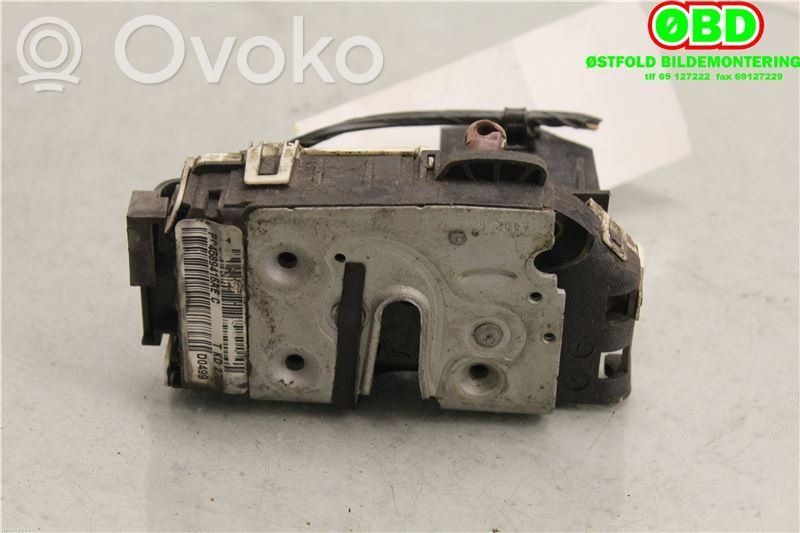 Dodge Caliber Front door lock 