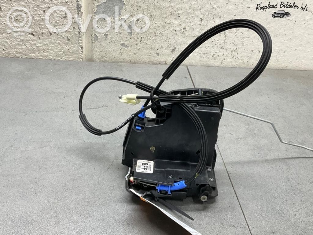 Opel Ampera- E Etuoven lukko 