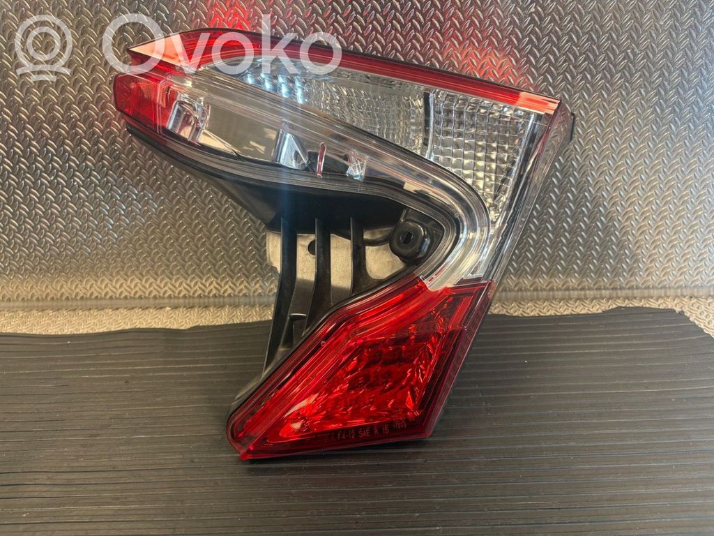 Toyota C-HR I Lampă spate în caroserie 