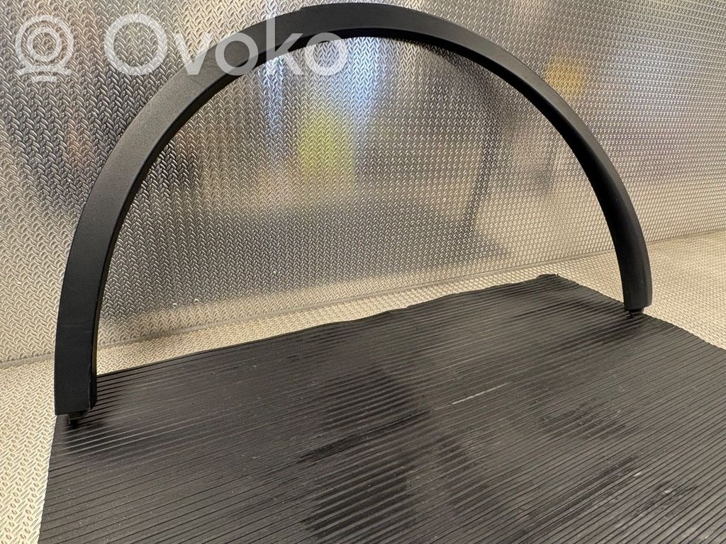 Tesla Model Y Galinė arka 