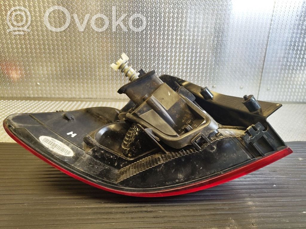 Volkswagen Golf VI Lampa tylna 