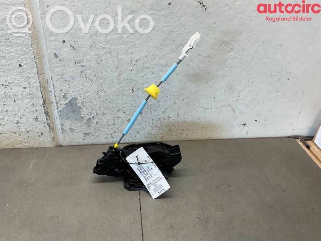 BMW 3 G20 G21 Încuietoare ușă față 