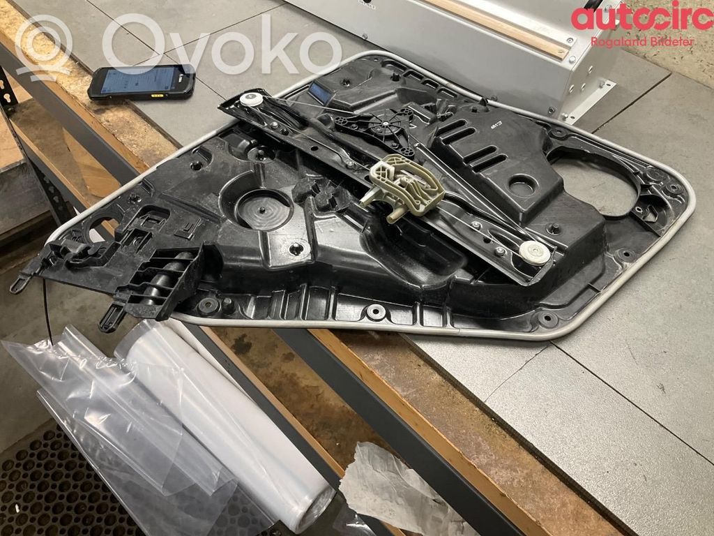Mercedes-Benz EQB Podnośnik szyby drzwi z silniczkiem 