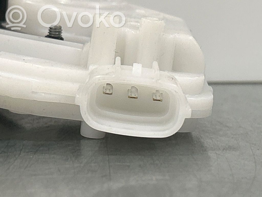 Toyota Yaris Blocco chiusura del portellone
