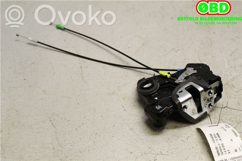 Toyota Auris E180 Serratura portiera anteriore 