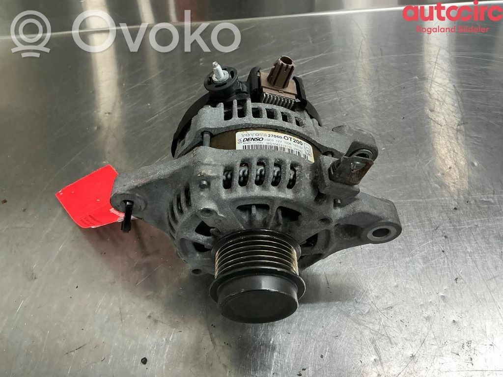 Toyota Auris E180 Generatorius 