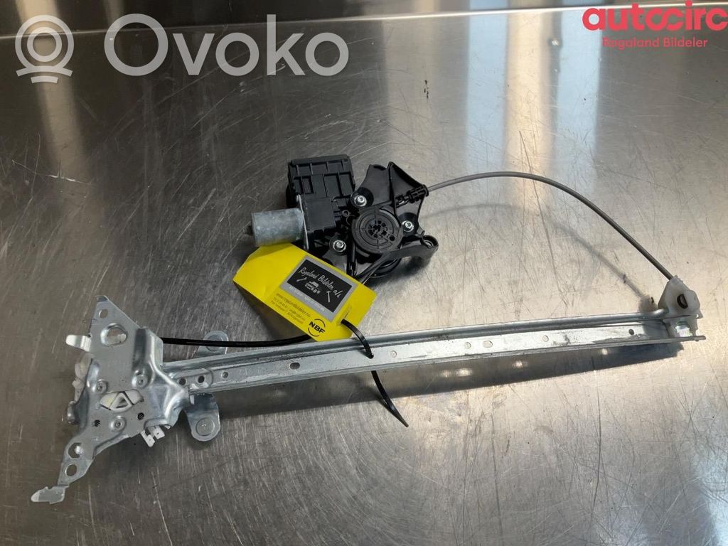 Toyota RAV 4 (XA50) Podnośnik szyby drzwi z silniczkiem