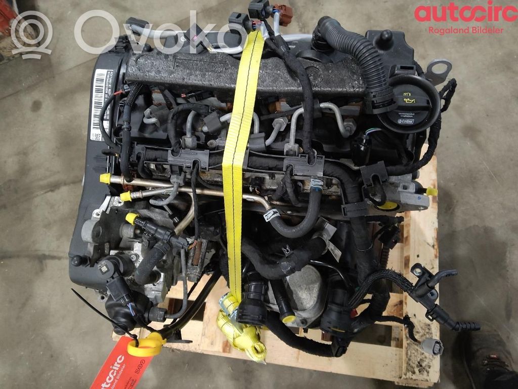 Volkswagen PASSAT B8 Silnik 