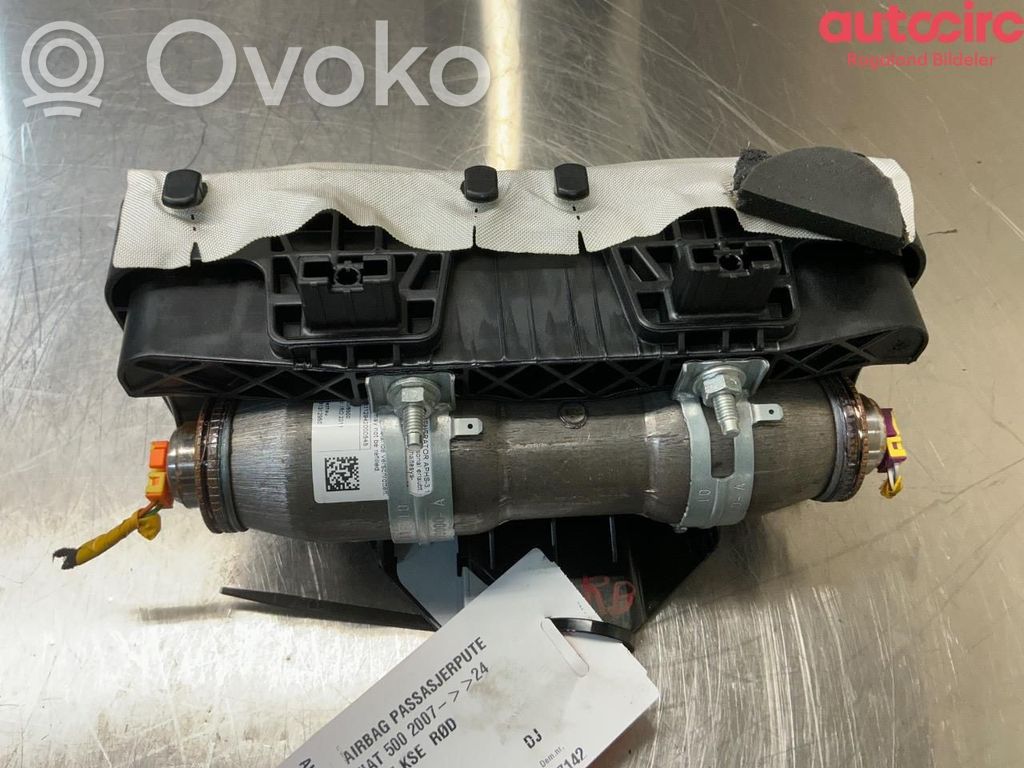 Fiat 500 Passenger airbag 