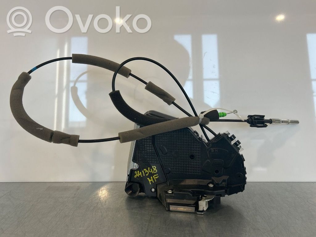 Lexus UX Etuoven lukko 