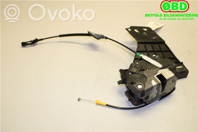 Ford Fiesta Serratura portiera posteriore 