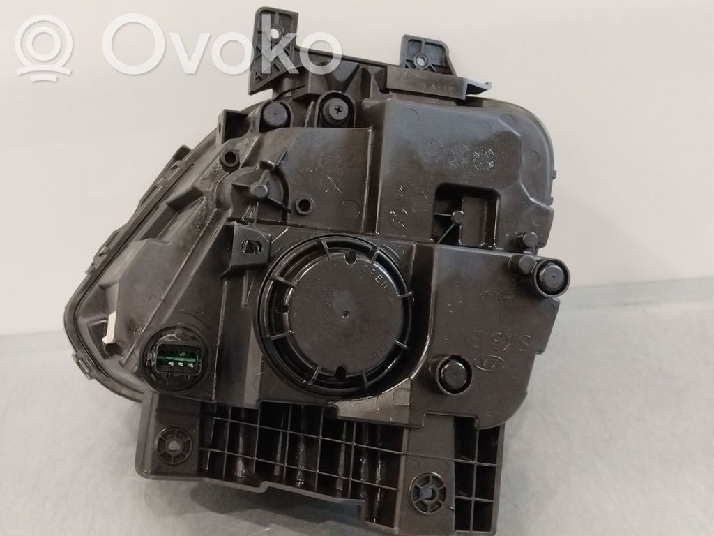 KIA Soul Headlight/headlamp 