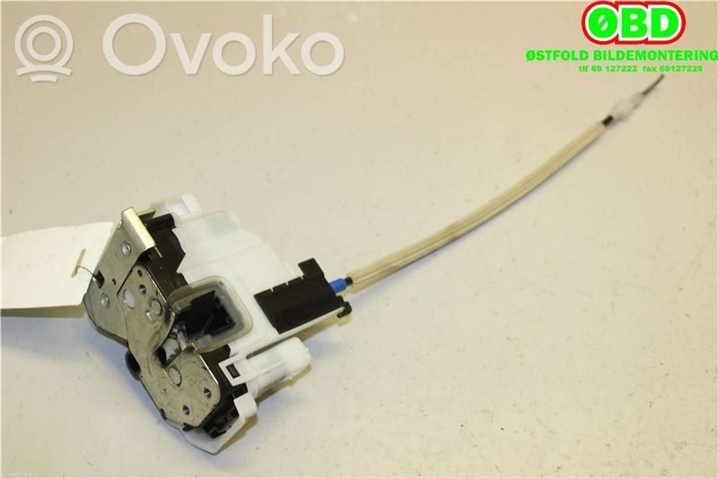 Opel Combo D Etuoven lukko 