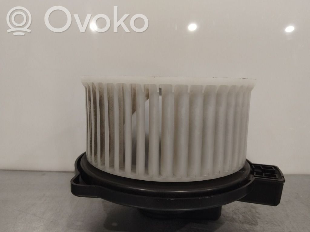 Mazda CX-5 Mazā radiatora ventilators 
