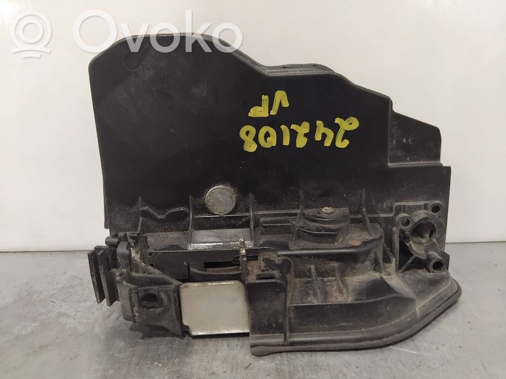 BMW 5 F10 F11 Etuoven lukko 