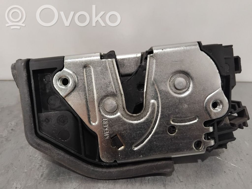BMW 5 F10 F11 Front door lock 