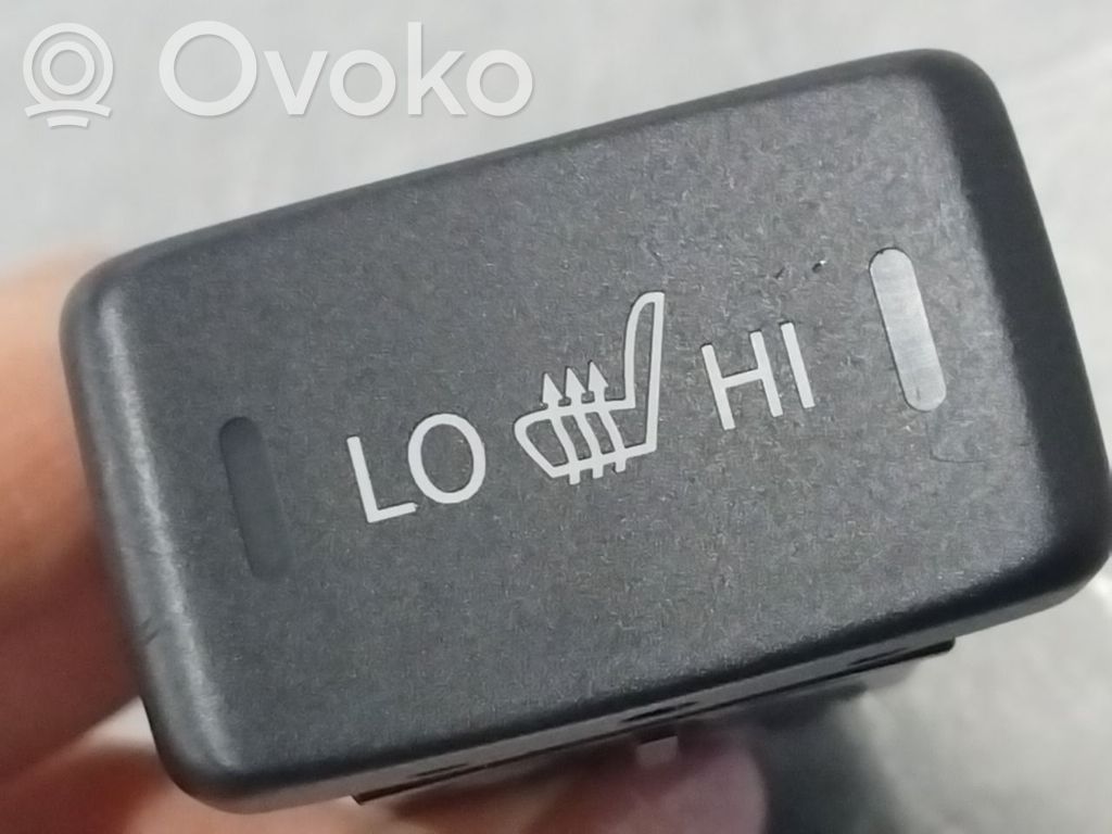 Suzuki Vitara (LY) Interruptor de calefacción del asiento 