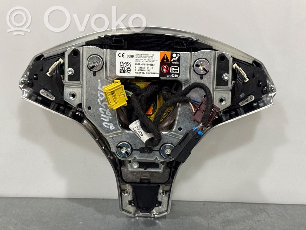 Tesla Model S Vairo oro pagalvė 