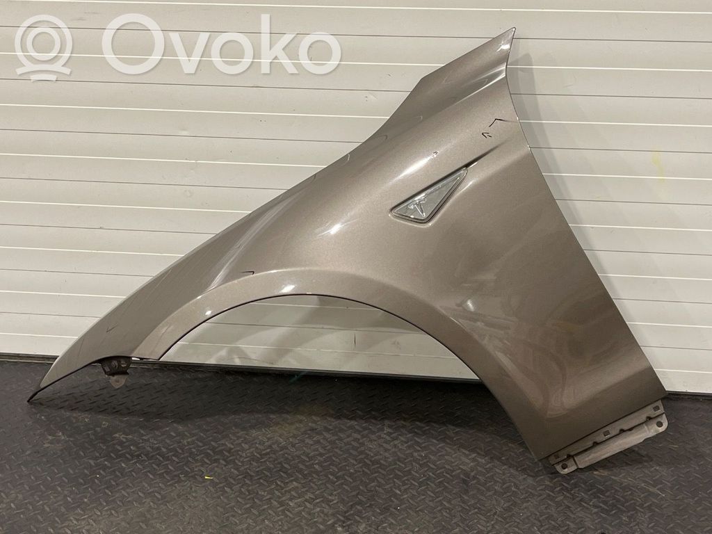 Tesla Model S Sparnas 