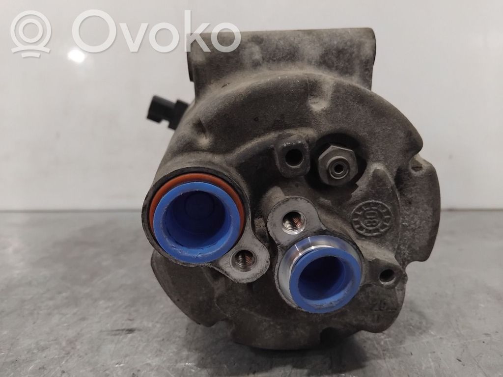 Volvo V70 Kompresor / Sprężarka klimatyzacji A/C 