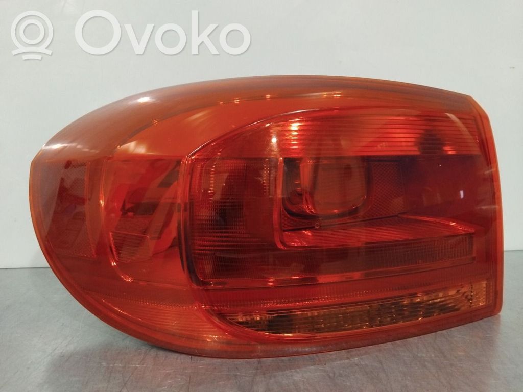 Volkswagen Tiguan Lampa tylna 